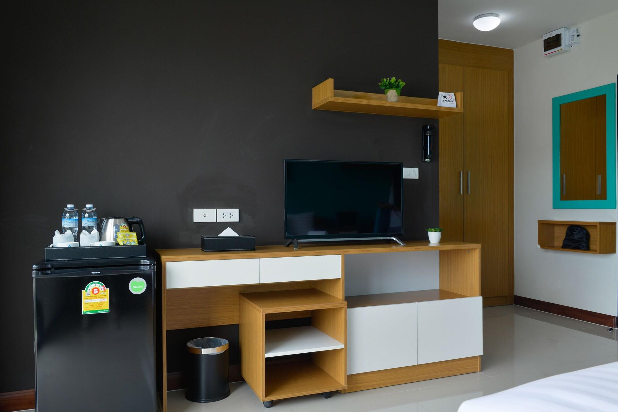 Khách sạn Siri Ratchada